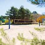 Дом отдыха Tropical Islands *